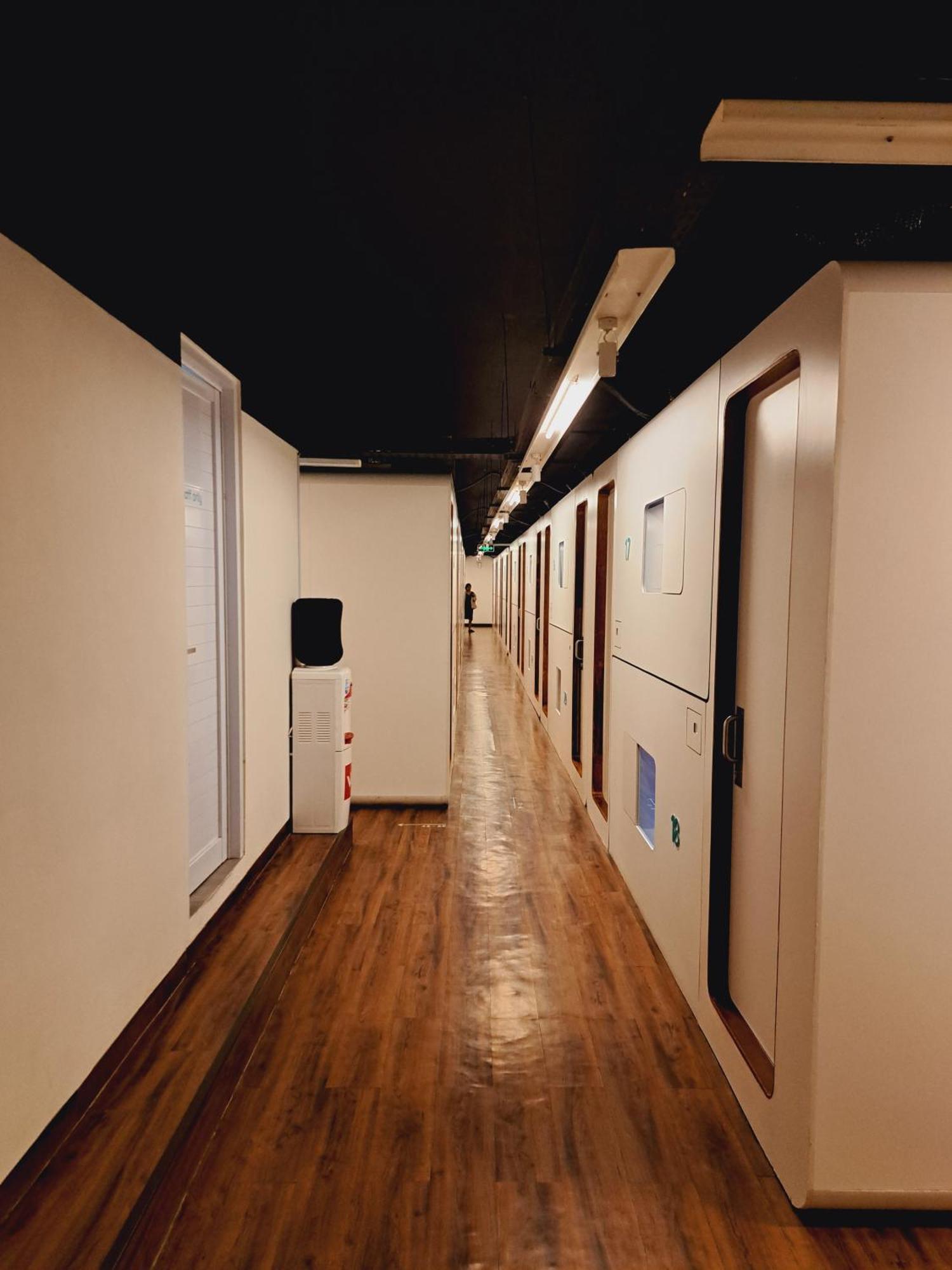 Bobopod Alun-alun, Capsule hotel Malang